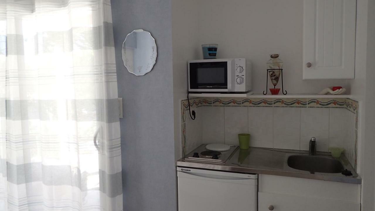 Chambre Dans La Pinede サンティレール・ド・リエ エクステリア 写真